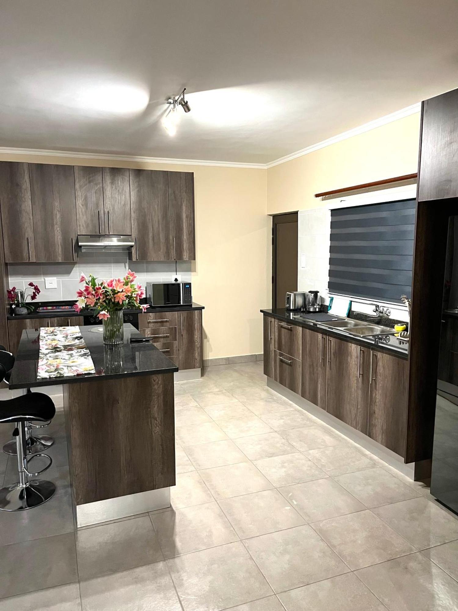 Rehoboth Ezulwini Suites Lobamba Exterior foto